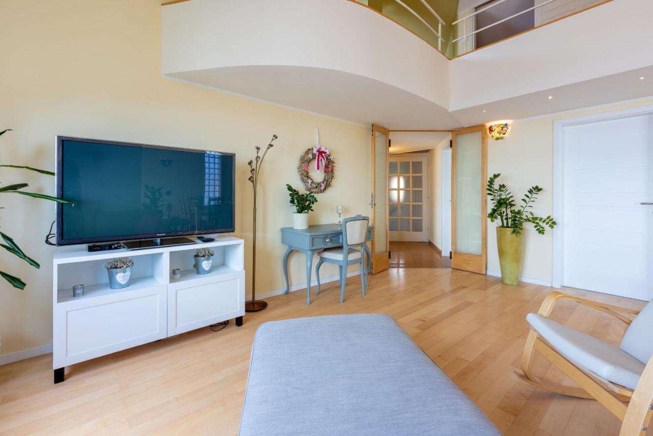 Apartments Neno Crikvenica Εξωτερικό φωτογραφία