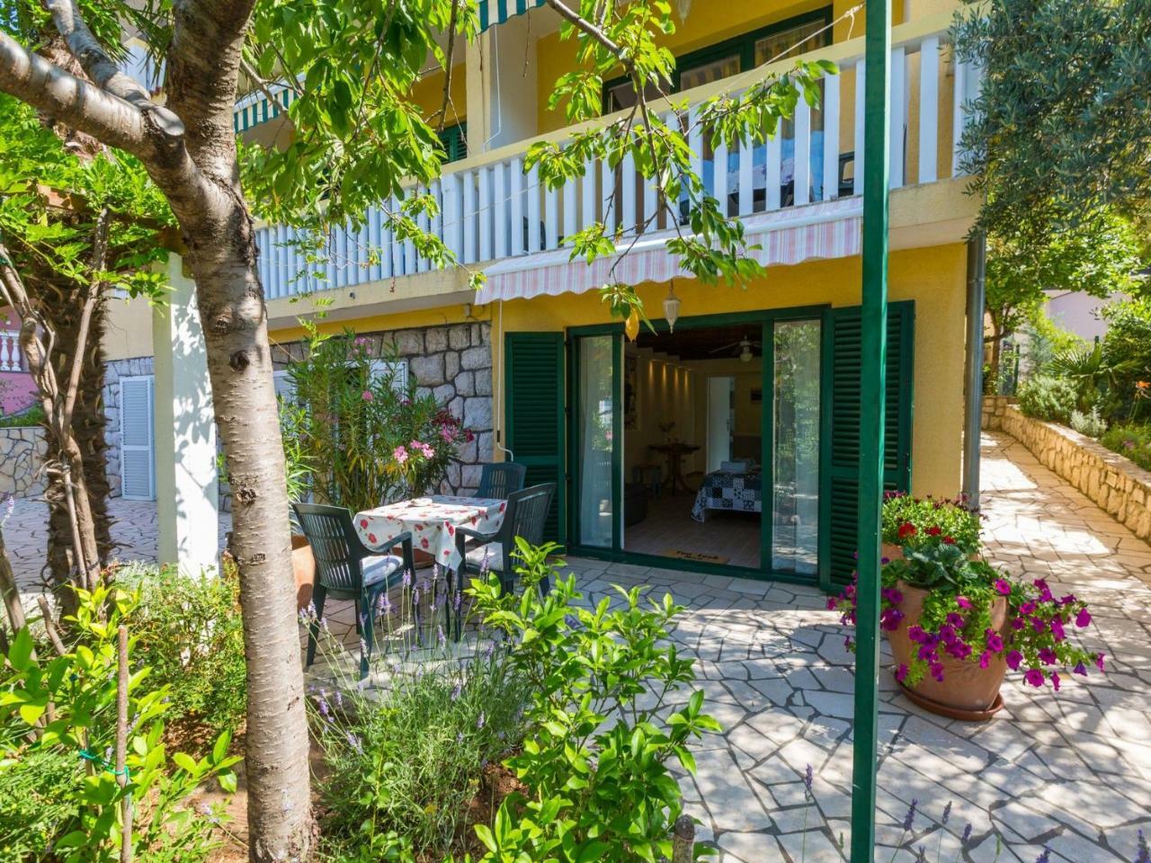 Apartments Neno Crikvenica Εξωτερικό φωτογραφία